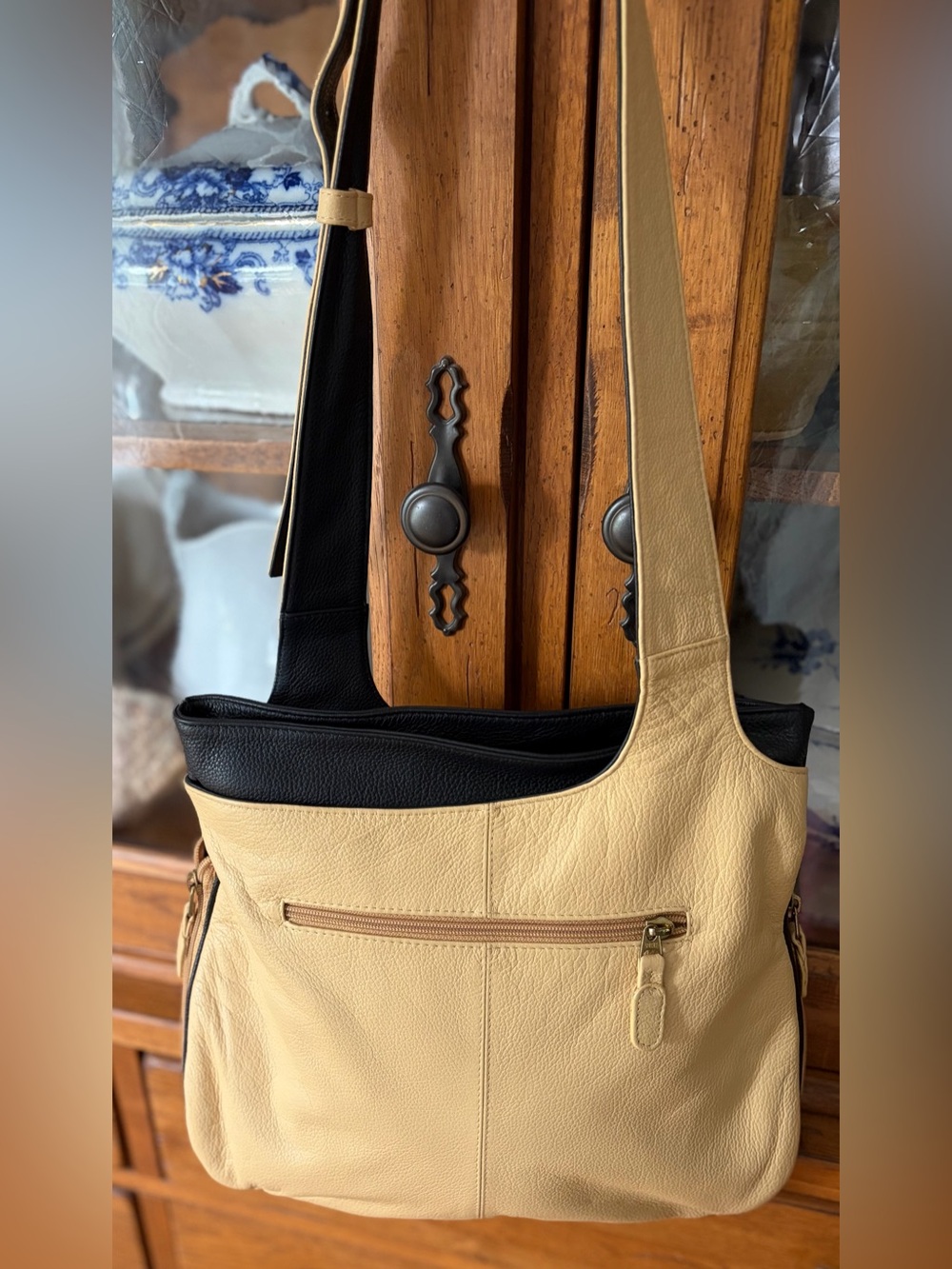 Orvis Co Y2K 2-Tone Leather “Park Avenue” Travel Hobo Shoulder Bag Yell/Blk EUC